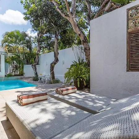 Modern 3Br Pool Villa Verone In Seminyak, Bali